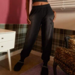 Women's Airbrush Sweatpants 14 Women's Airbrush Sweatpants -Best Clothing Store 0850484260098NEW 01 001 6886316d 533e 430c a618 dc94a05696a8