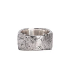 Diamond Side Rabbit Head Ring -Best Clothing Store IMG 5240