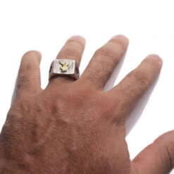 Diamond Side Rabbit Head Ring -Best Clothing Store IMG 5252