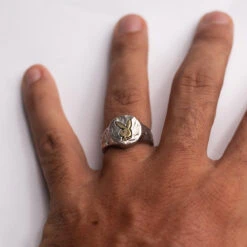 Circular Rabbit Head Ring -Best Clothing Store IMG 5749